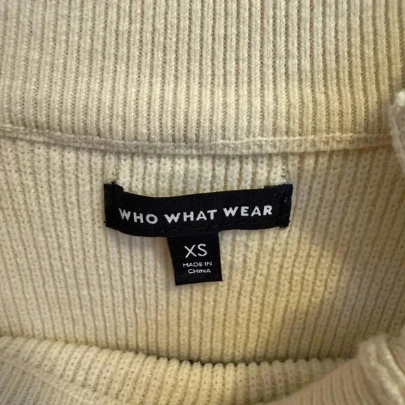 Who What Wear Striped Sweater Button Crewneck size XS - Picture 5 of 11